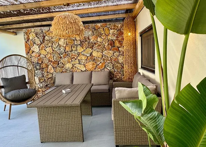 Compass Sunset Villa *