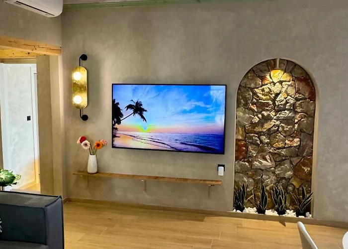 Compass Sunset Villa