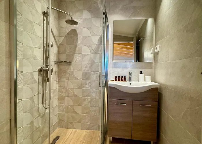 Compass Sunset Villa