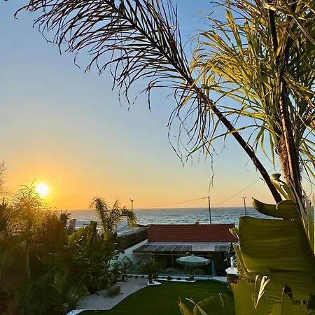 Compass Sunset Willa *